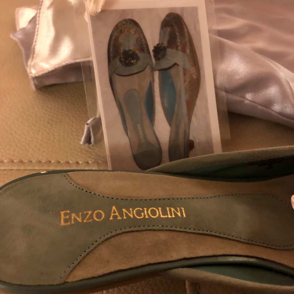 Enzo Angiolini kitten heel slides